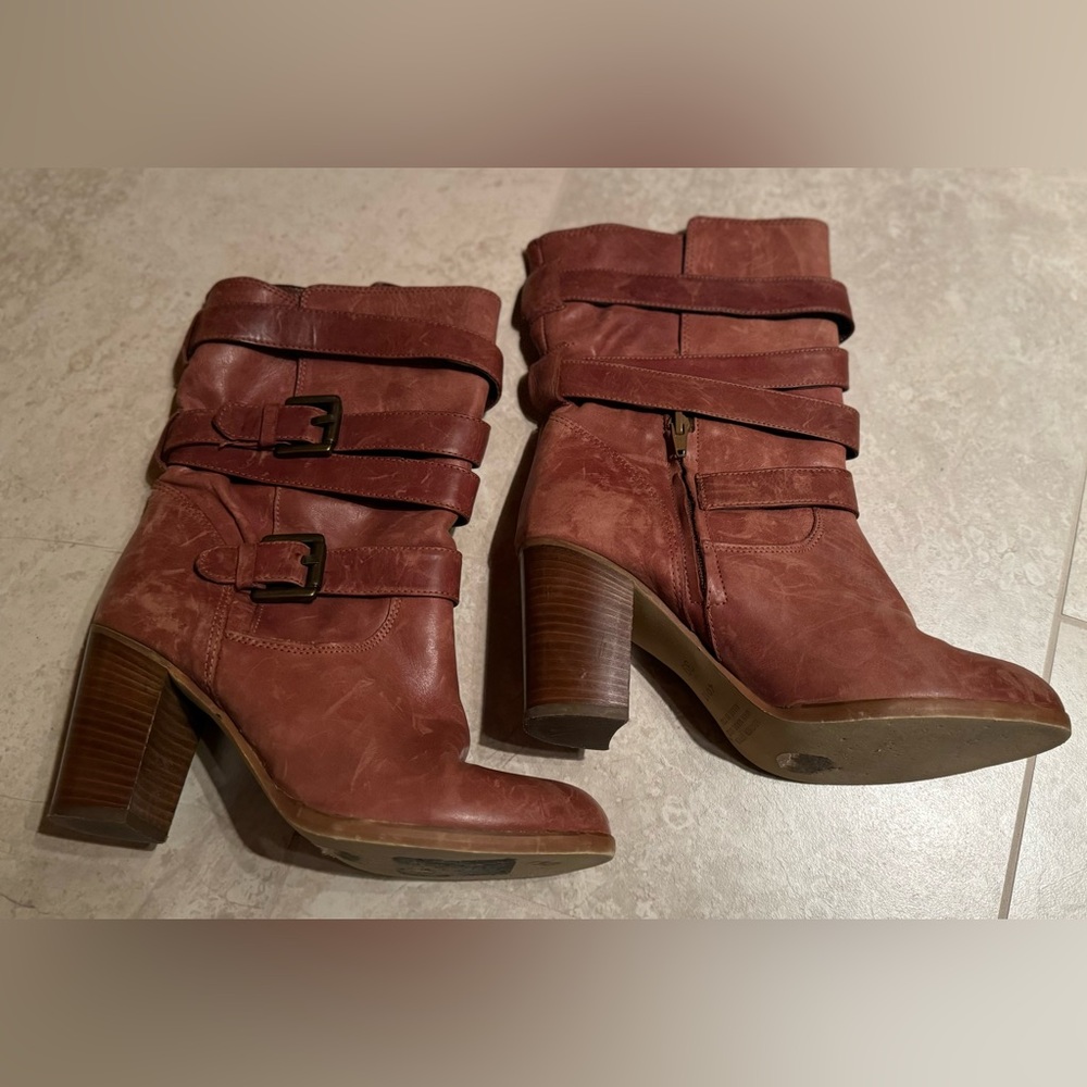 Brown mid calf leather boots with buckle straps size 39